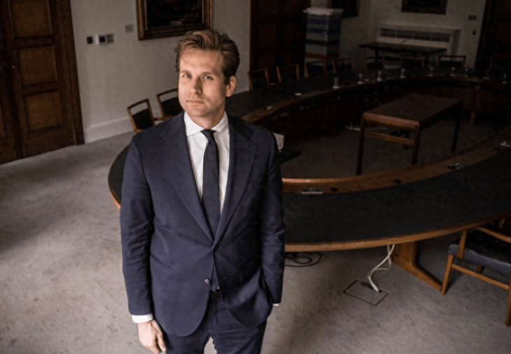 荷兰惨遭闭门羹后，卡雷曼斯临时取消访华，拒绝充当“替死鬼”