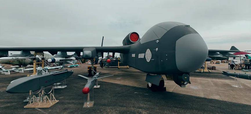 中国“空中航母”首飞成功<strong></p>
<p>数字货币期权</strong>!