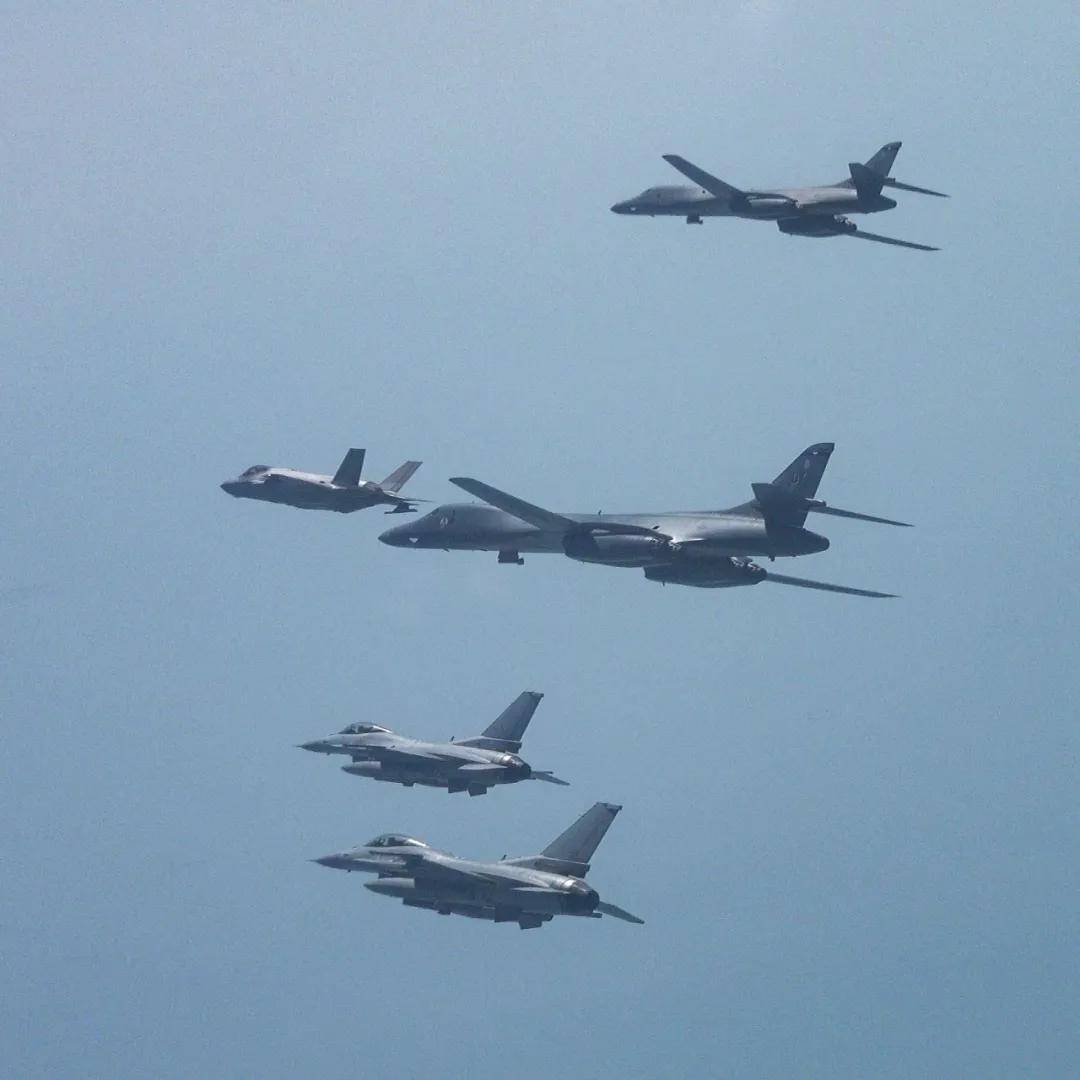 美轰炸机来了<strong></p>
<p>炒数字货币</strong>，不许中国改变现状？遇上歼16，将重现猎火鸡名场面