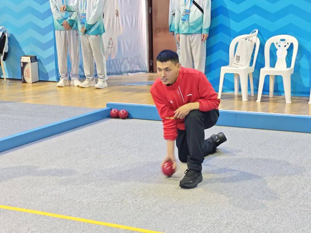 喜报:<strong></p>
<p>炒数字货币</strong>我市特奥滚球队在全国残运会上斩获1金1银5铜