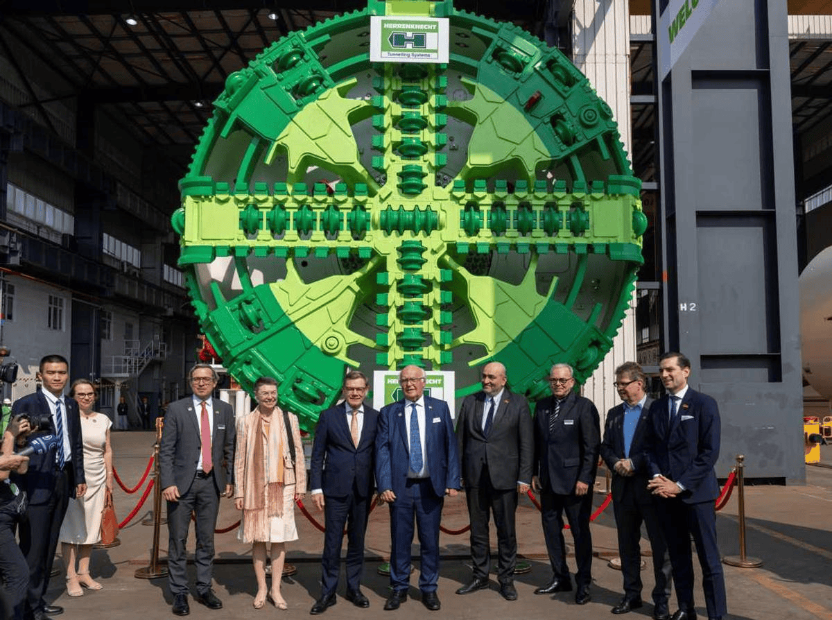 中德“离婚”已成定局？德国代表团访华从北走到南<strong></p>
<p>数字货币趋势</strong>，只求中国伸手相助