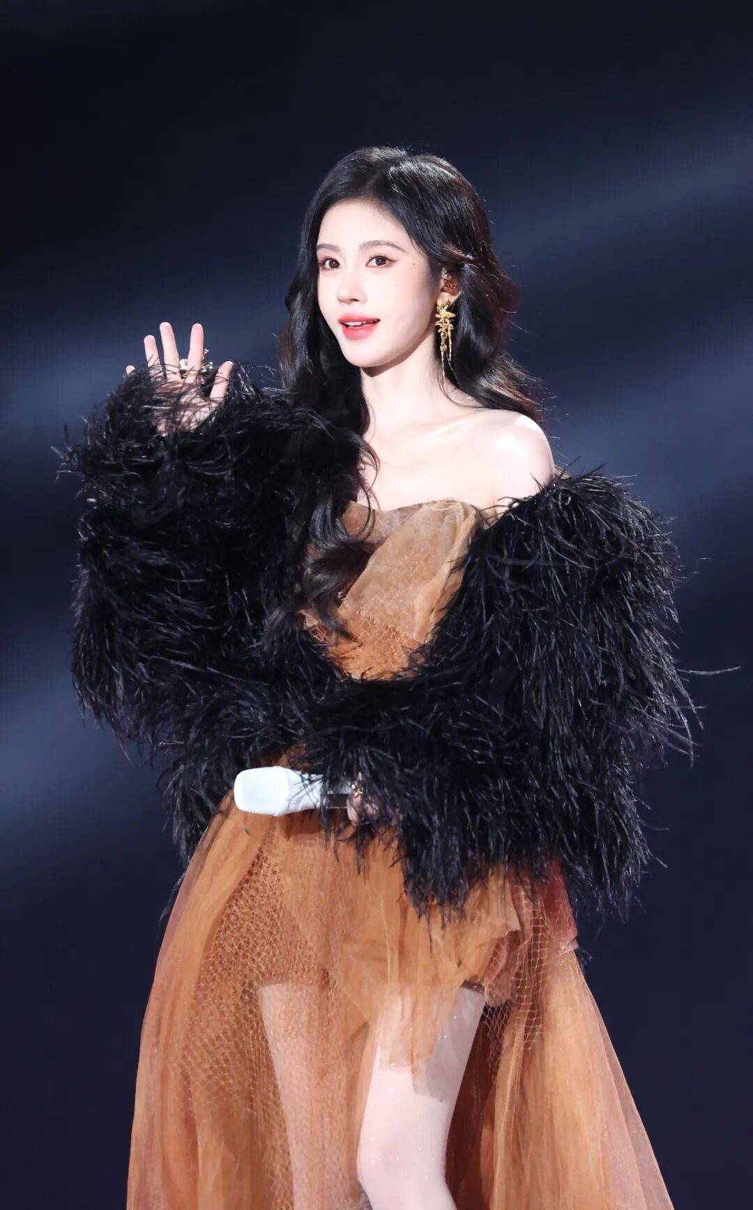 丝芭传媒称鞠婧祎多次编造谎言<strong></p>
<p>数字货币应用</strong>,“涉嫌严重经济犯罪”,将择日全网公开实名举报