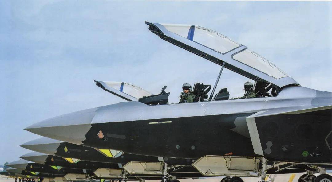 中航官宣：歼-20S具备对地、对海打击能力<strong></p>
<p>数字货币查询</strong>，可与无人机协同作战！