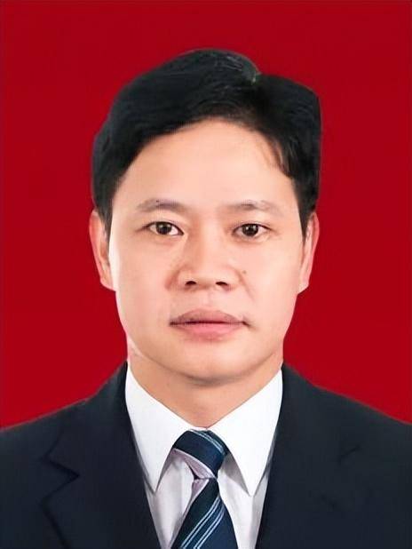 正厅级蒋俊文，主动投案