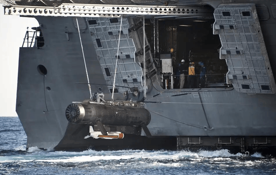 6000枚伊朗水雷还没放<strong></p>
<p>数字货币私募</strong>，布雷船先炸沉，特朗普警告：前所未有轰炸